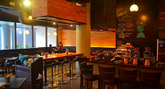 Royz et Vous - Singapore