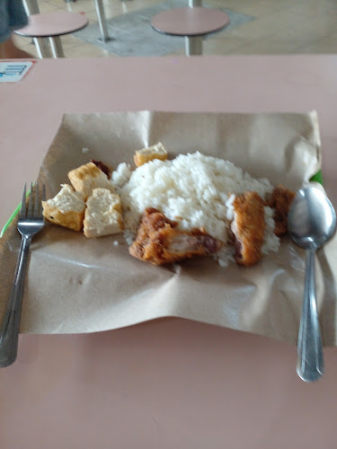 Mayflower Market & Food Centre - Singapore