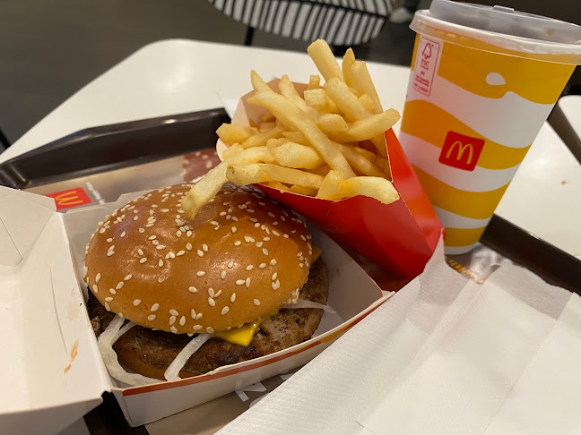 Comentarii opinii despre McDonald's Toa Payoh HDB Center