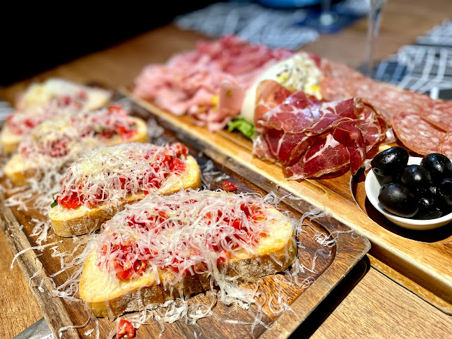 2it & Drink - Hospitality and gastronomy