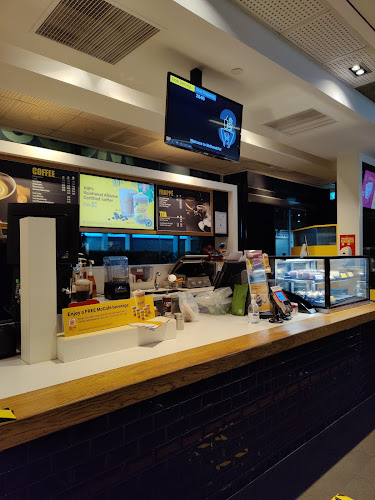 Opinii despre McDonald's Toa Payoh HDB Center în Singapore - Hospitality and gastronomy