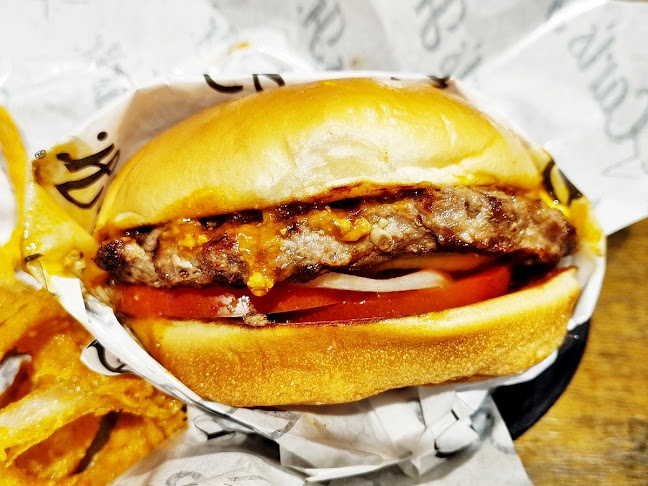 Comentarii opinii despre Carl's Jr.