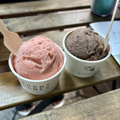 Comentarii opinii despre Burnt Cones Gelato (Sunset Way)