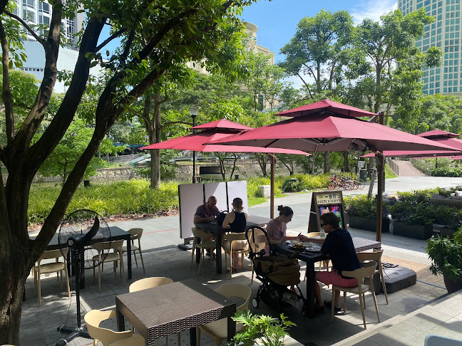 The Pink Panther - Robertson Quay