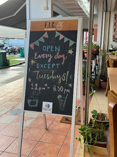 Comentarii opinii despre F.I.C. (Fried Ice Cream & Viet Bites)