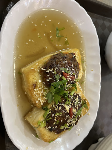 Comentarii opinii despre Fire Flies (formerly known as "Thunder Tree" )