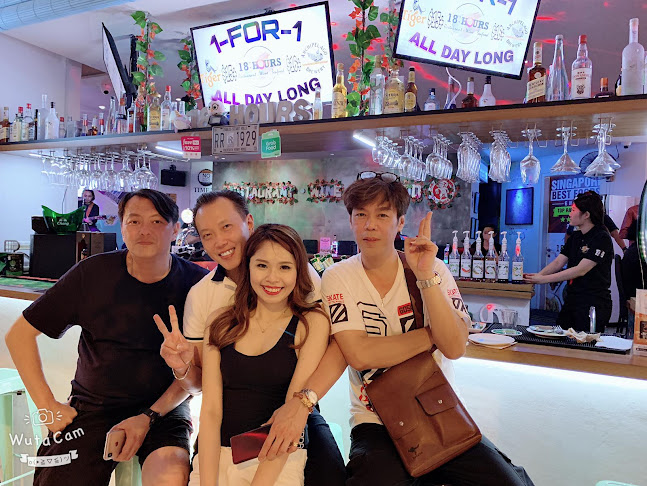 18 Hours @ Keong Saik - Hospitality and gastronomy