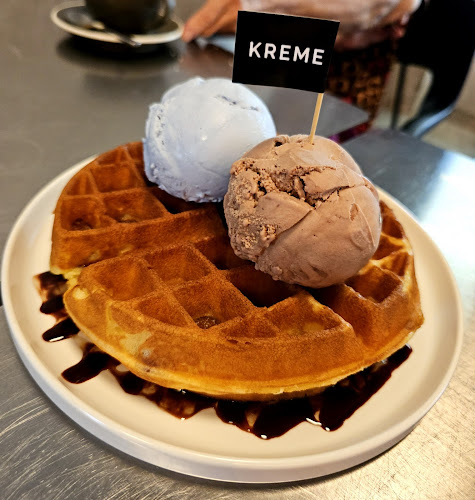 Kreme Cafe - Singapore