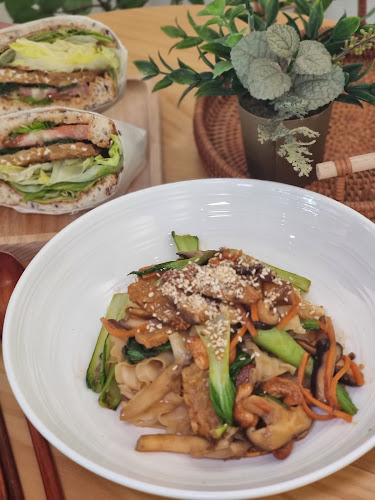 71 Oxley Rise, #01-01, Singapore 238698