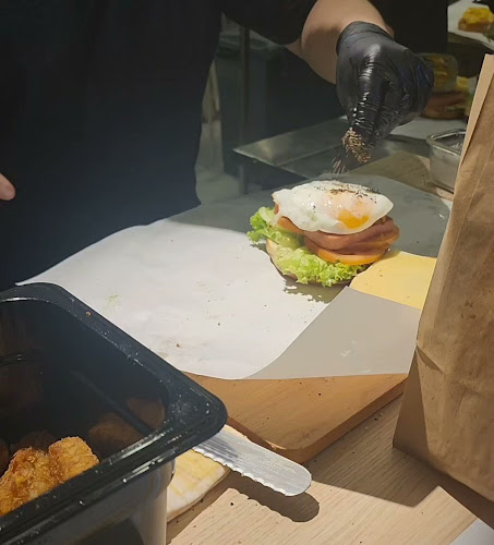 Keen's Bagelry - Singapore