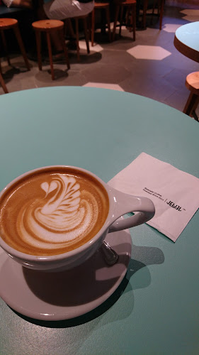 Comentarii opinii despre Jewel Coffee (Tanjong Pagar Centre)