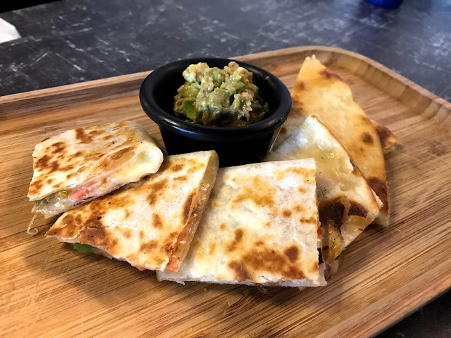 Opinii despre Devil's Kitchen în Singapore - Hospitality and gastronomy