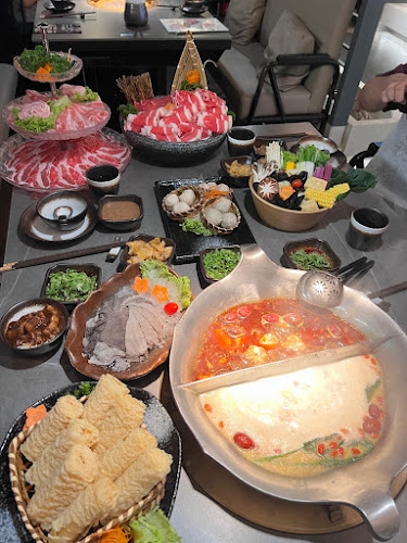 Coucou Hotpot‧Brew Tea @i12 Katong - Singapore