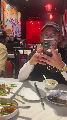 10 Sinaran Dr, #02-80, Singapore 307506