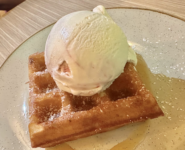 Opinii despre Frosty Owl în Singapore - Hospitality and gastronomy