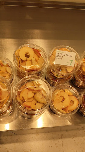 SNACK BOX 零食工坊 @ Pasir Ris Mall - Hospitality and gastronomy