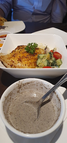 Royz et Vous - Singapore