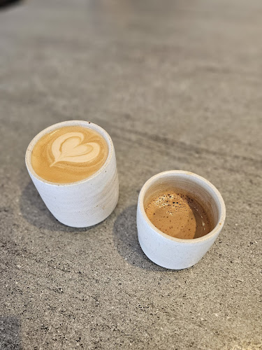 Comentarii opinii despre Asylum Coffeehouse