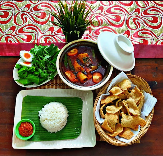 Tampines Street 33, Singapore 520350