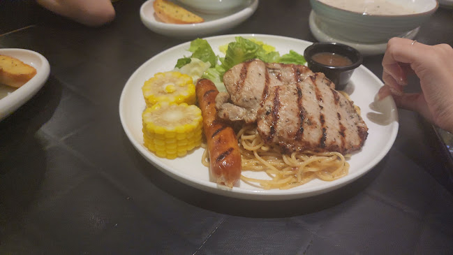 10 Paya Lebar Rd, #B1-01 PLQ Mall, Singapore 409057