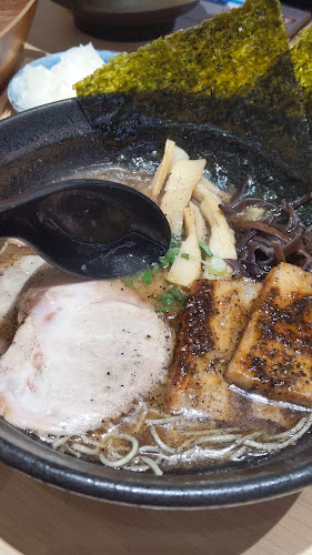 Menzo Butao @ Changi City Point