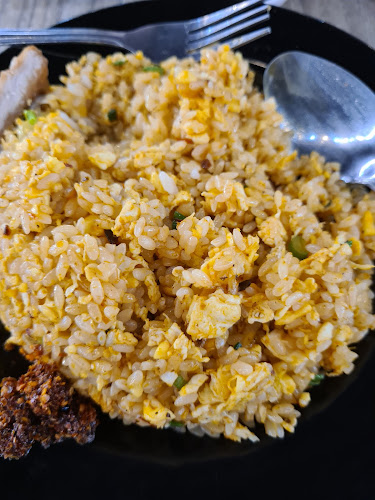 Yummy Fried Rice - Punggol Coast Bus Interchange - Hospitality and gastronomy