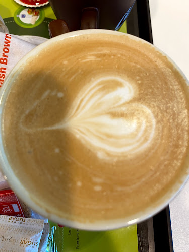 Comentarii opinii despre McDonald's Hougang Street 21