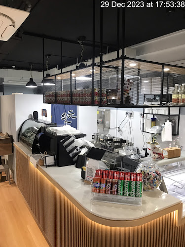 Comentarii opinii despre sweeT.Rex