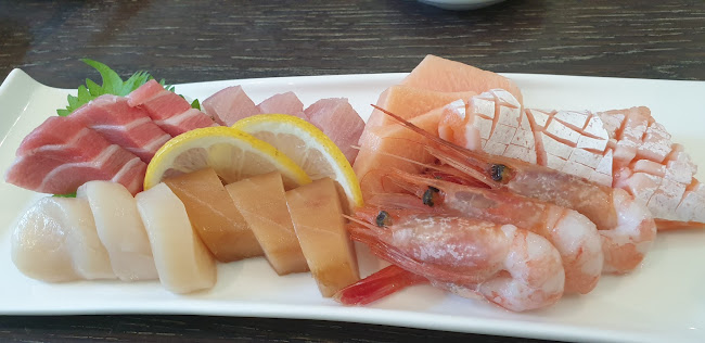 Opinii despre Standing Sushi Bar în Singapore - Hospitality and gastronomy