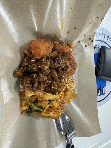 Keat Hong Curry Rice (Economic Rice) - Hospitality and gastronomy