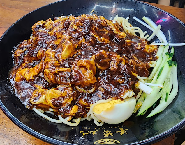 84 Lor 25A Geylang, Singapore 388262