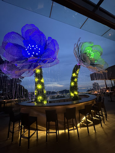 The Mirabilis Bar @ Mount Faber Peak