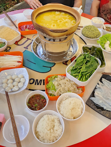 Charcoal Chicken Pot