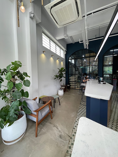 Comentarii opinii despre Alchemist Hong Leong Building