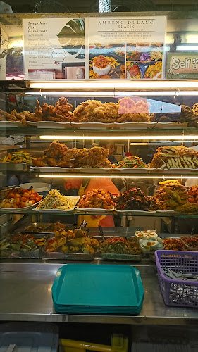 Gerai Nenek Obek - Singapore