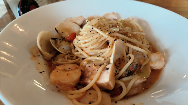 Mikey's Taverna - Hospitality and gastronomy