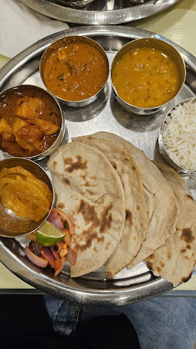 Comentarii opinii despre Shiv Sagar Veg. Restaurant