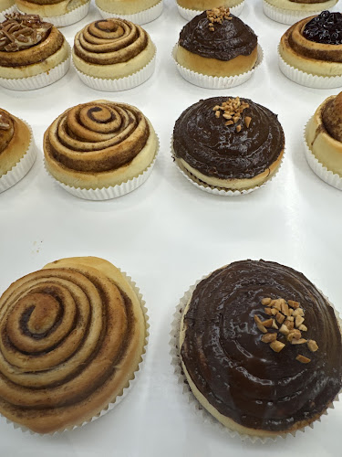 rrooll - Compass One - Singapore