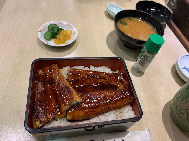 Comentarii opinii despre Tomi Sushi