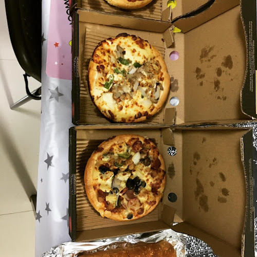 Comentarii opinii despre Pizza Hut Delivery - Bukit Merah