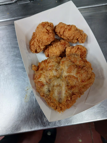 KFC ADMIRALTY - Hospitality and gastronomy