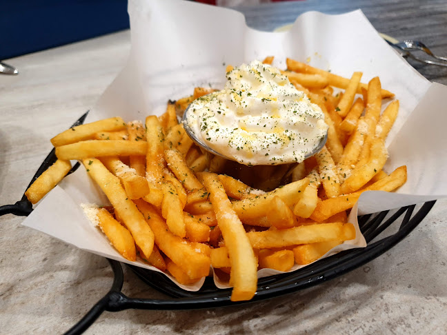 Pizza Maru (Jewel Changi Airport)