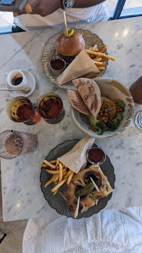 Common Man Coffee Roasters - Joo Chiat Road