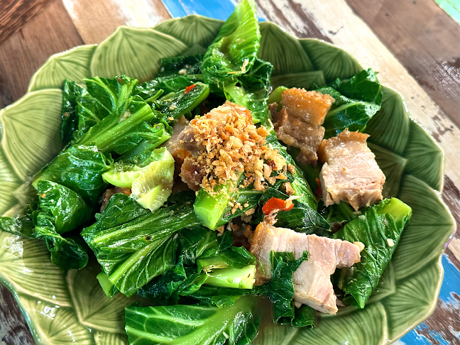 Warm Up Cafe @ The Star Vista