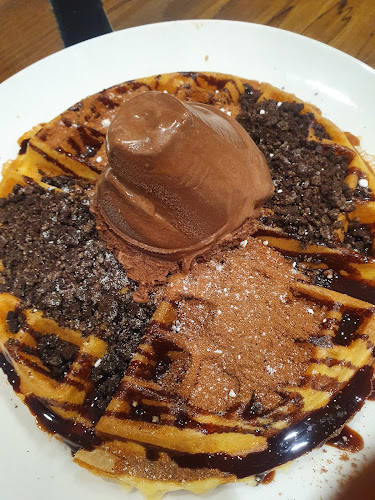 Comentarii opinii despre Geláre Bugis+