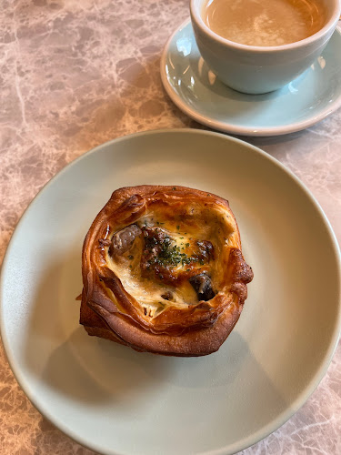 93 Stamford Rd, #01-06, Singapore 178897