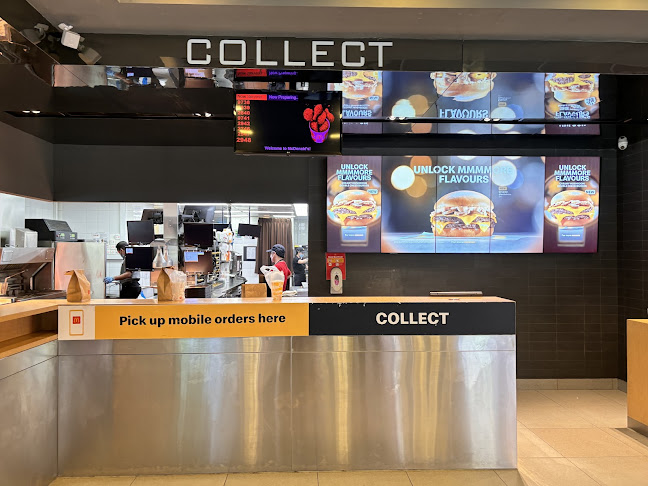 McDonald's West Coast Park - Hospitality and gastronomy