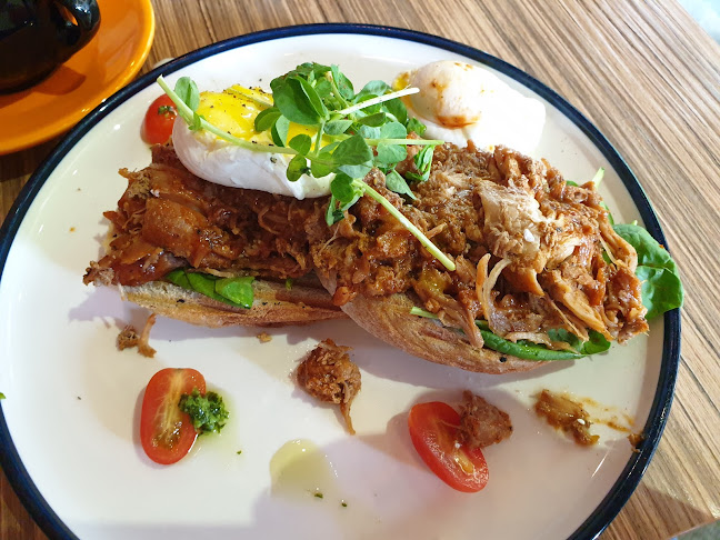 Refuel Cafe - Hospitality and gastronomy