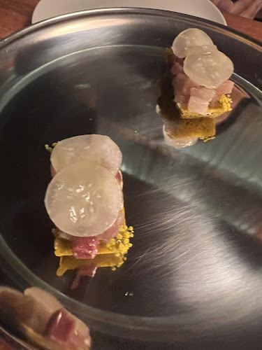 Comentarii opinii despre Hevel