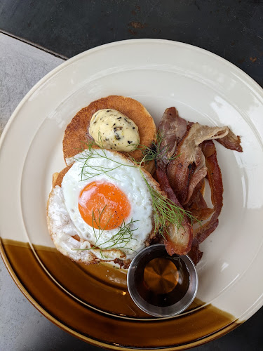 Common Man Coffee Roasters - Joo Chiat Road - Singapore